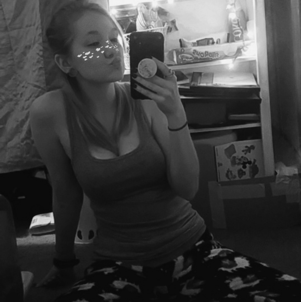 Hi, welcome to my closet!